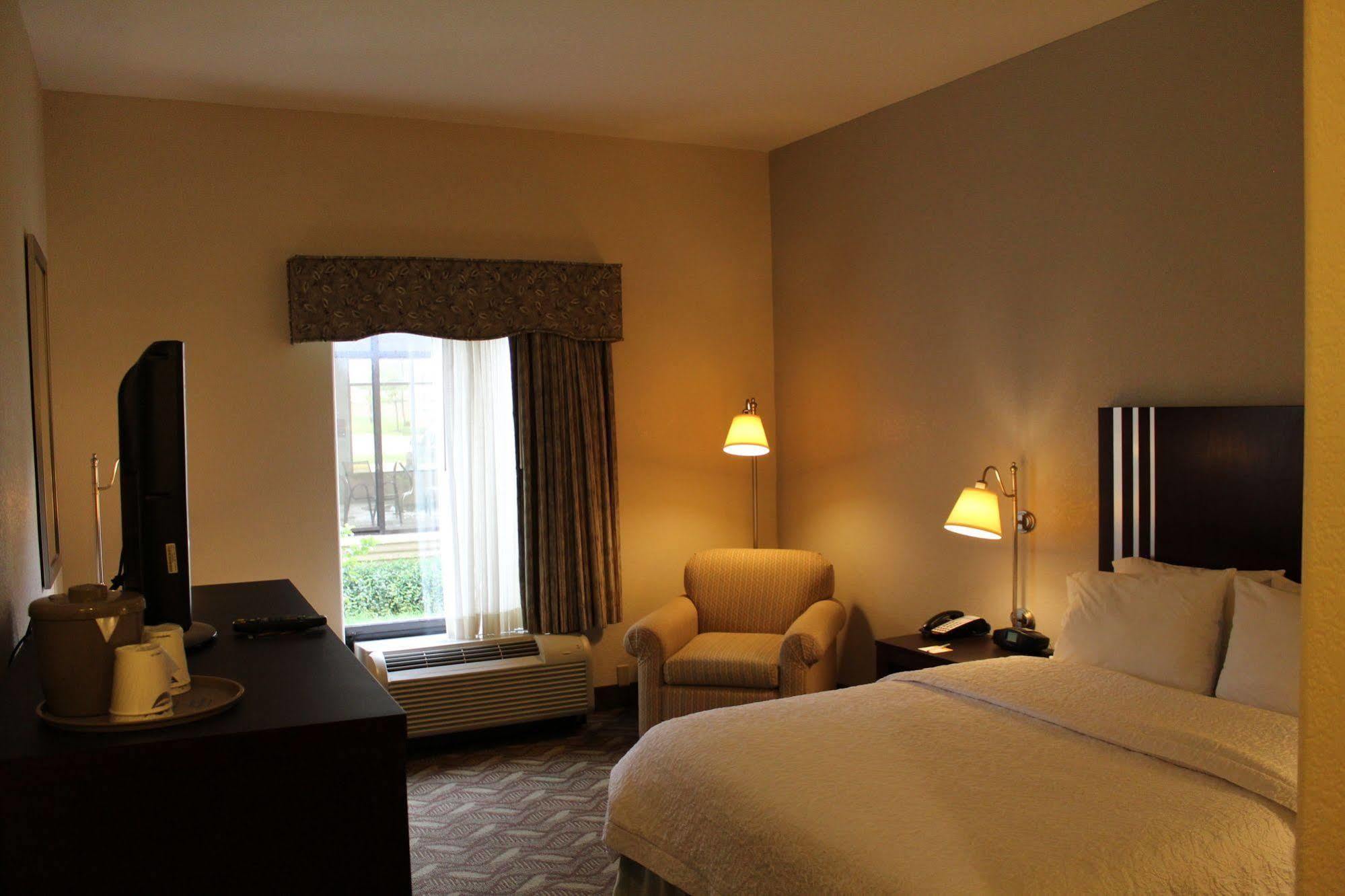 Hampton Inn & Suites Houston-Cypress Station Westfield Eksteriør billede