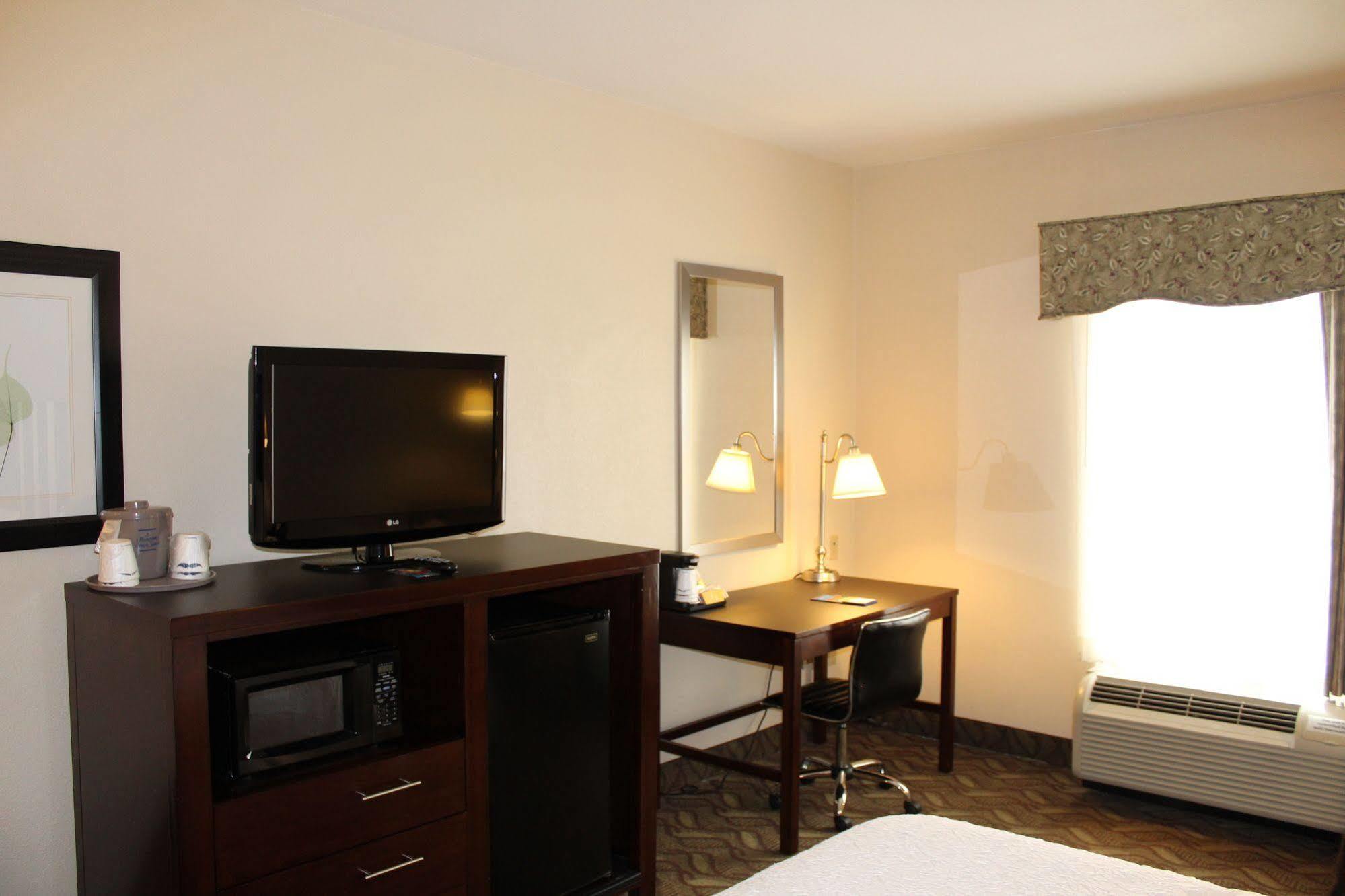 Hampton Inn & Suites Houston-Cypress Station Westfield Eksteriør billede